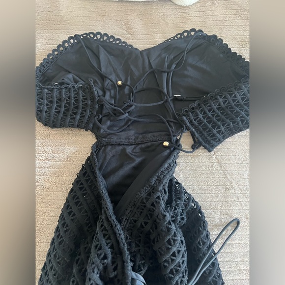 Black midi dress, lace overlay, never worn & no tags attached. - Picture 4 of 9